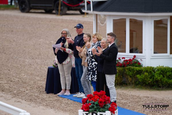 Price giving ceremony in the Hannell & Brink 3* GP with Jan & Angelina Brink